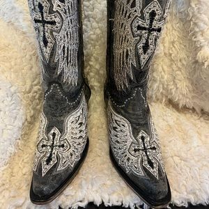 Like new Coral Vintage Snip Toe Cowgirl Boots